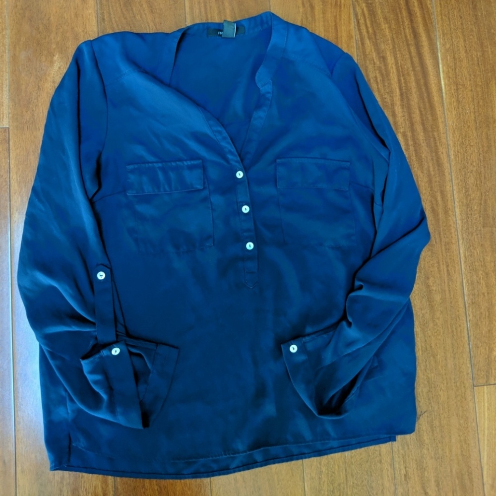 Long sleeved navy blue blouse